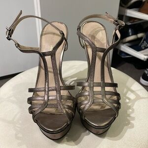 Pelle moda high heels. Pure leather